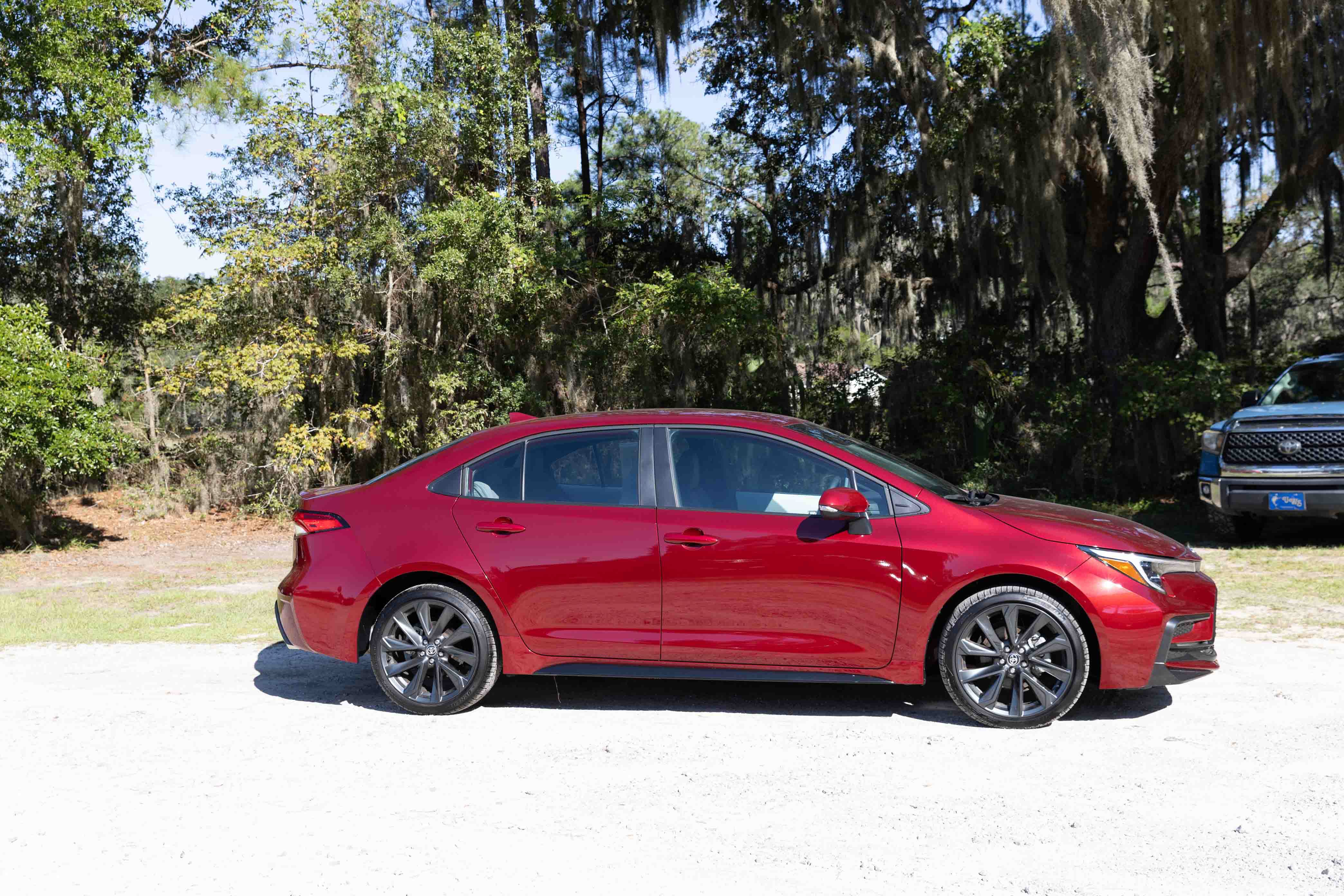 Certified 2026 Toyota Corolla SE w/ SE Package FWD image 5