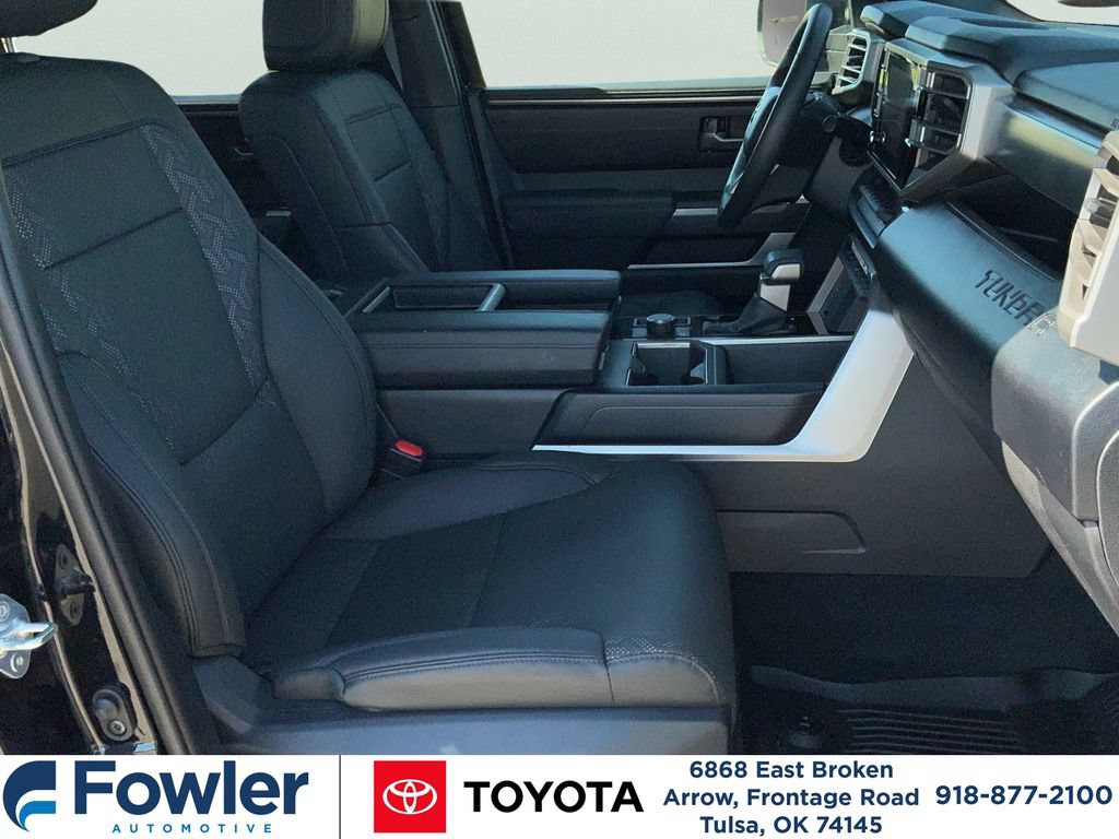 Certified 2025 Toyota Tundra SR5 w/ SR5 Premium Package AWD/4WD image 18