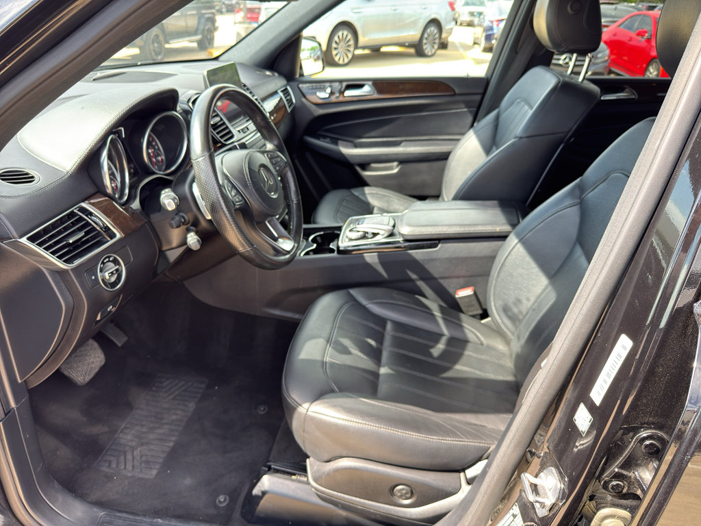 Used 2018 Mercedes-Benz GLS 450 4MATIC w/ Premium Package image 18