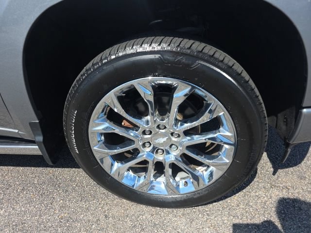 Used 2023 Chevrolet Silverado 1500 High Country AWD/4WD image 11