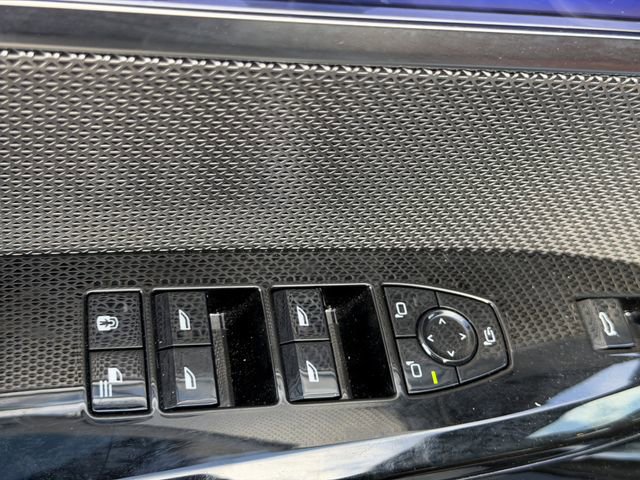 Certified 2024 BMW i7 xDrive60 w/ Premium Package image 16