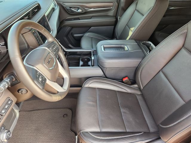 Used 2024 GMC Yukon Denali image 13