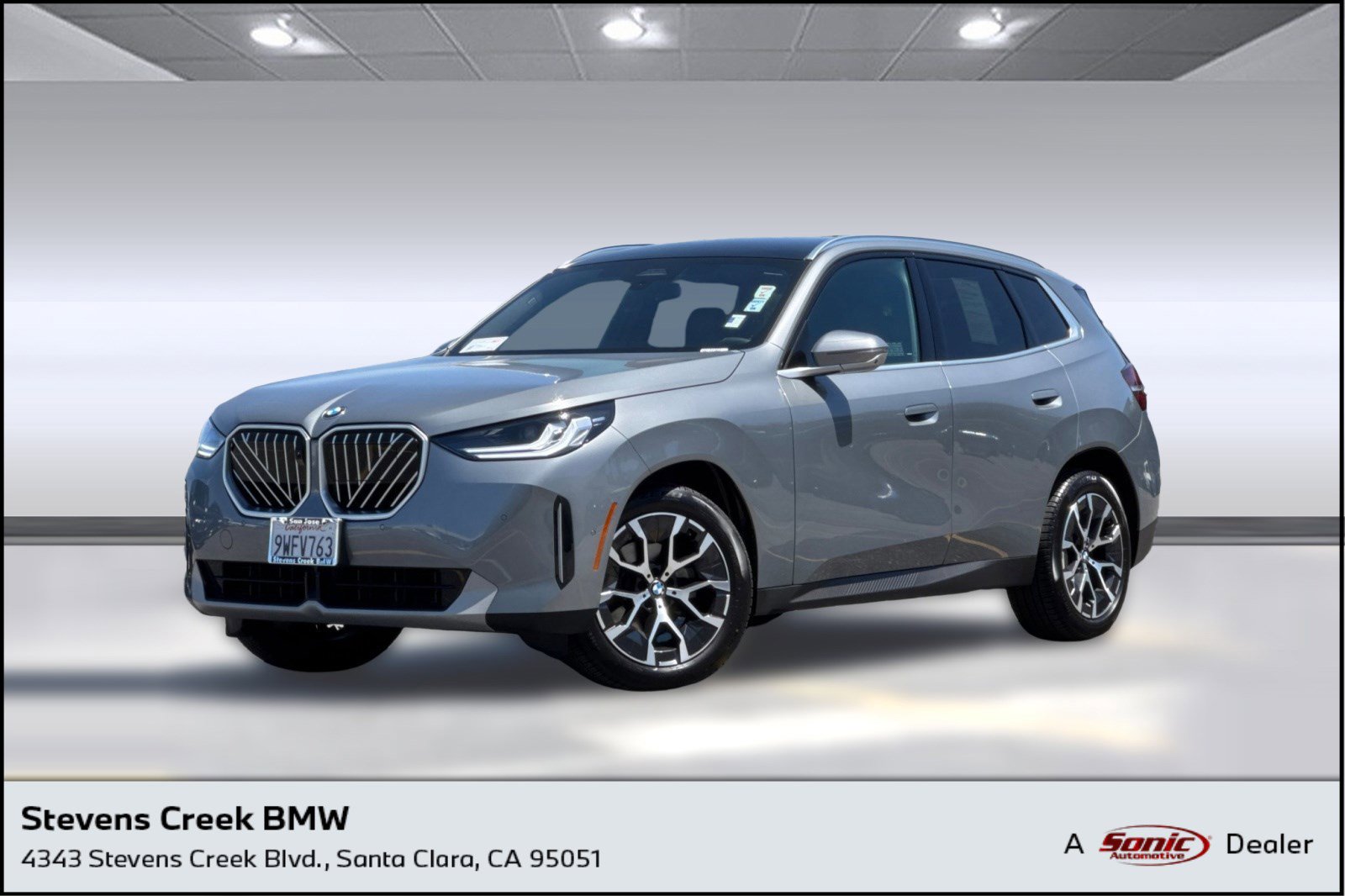 Used 2025 BMW X3 xDrive30i w/ Premium Package AWD/4WD image 1