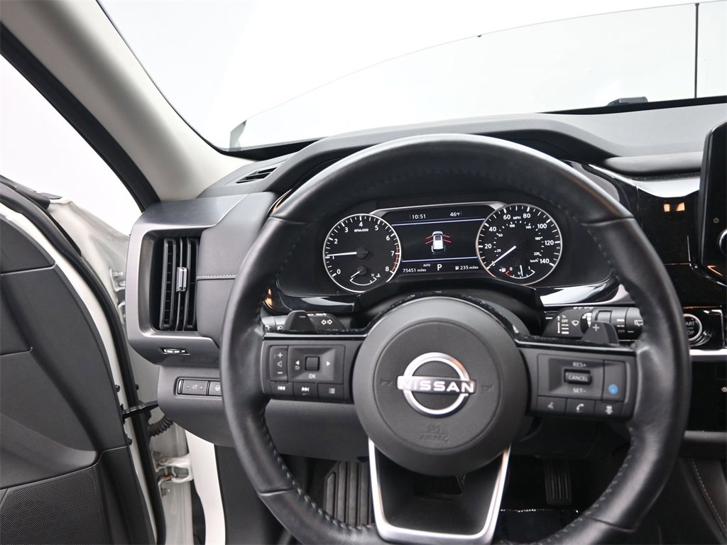 Used 2022 Nissan Pathfinder SL image 29