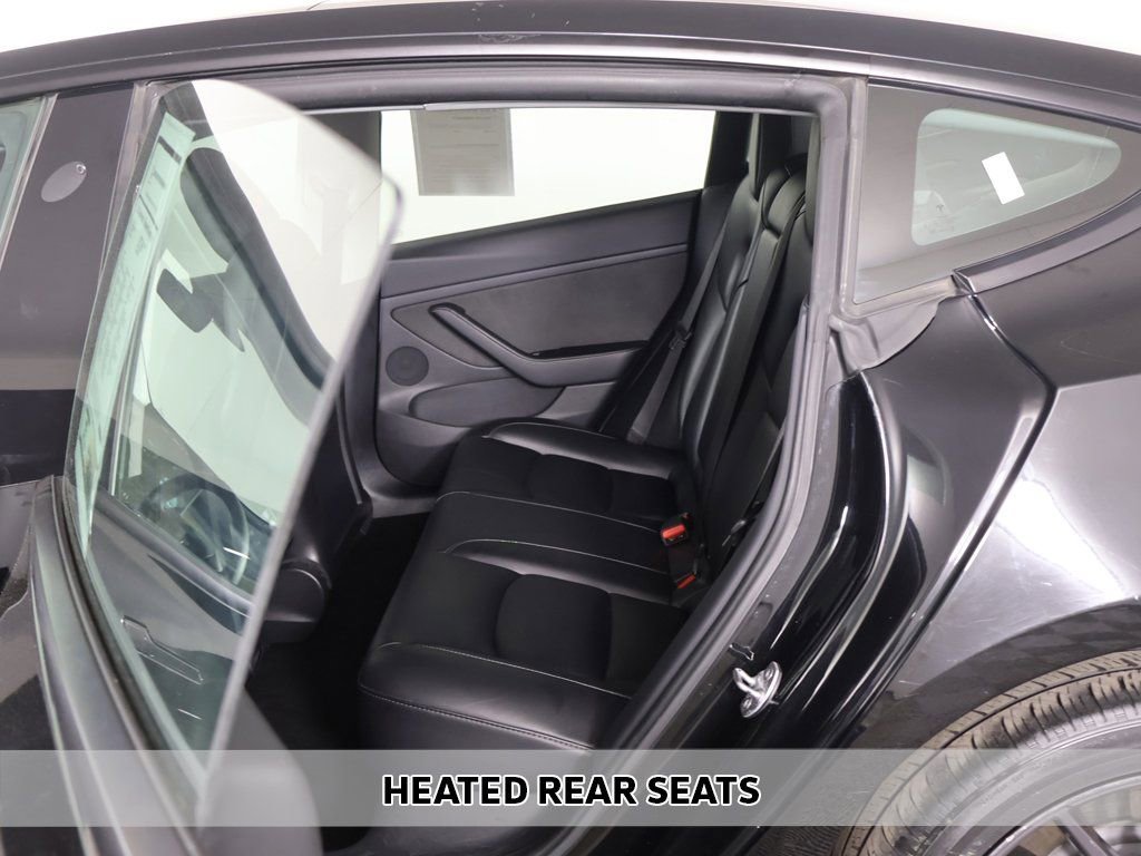 Used 2021 Tesla Model 3 Standard Range Plus image 8