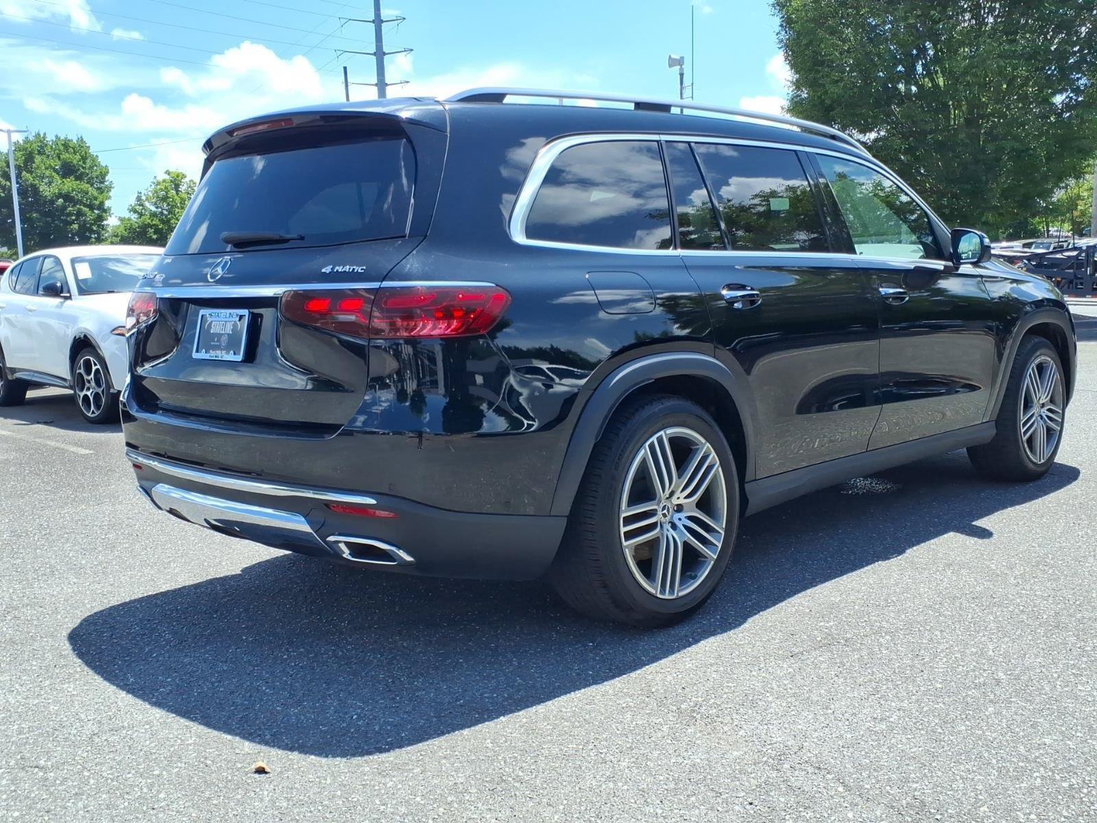 Used 2025 Mercedes-Benz GLS 450 4MATIC image 2