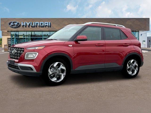 New 2025 Hyundai Venue SEL image 2