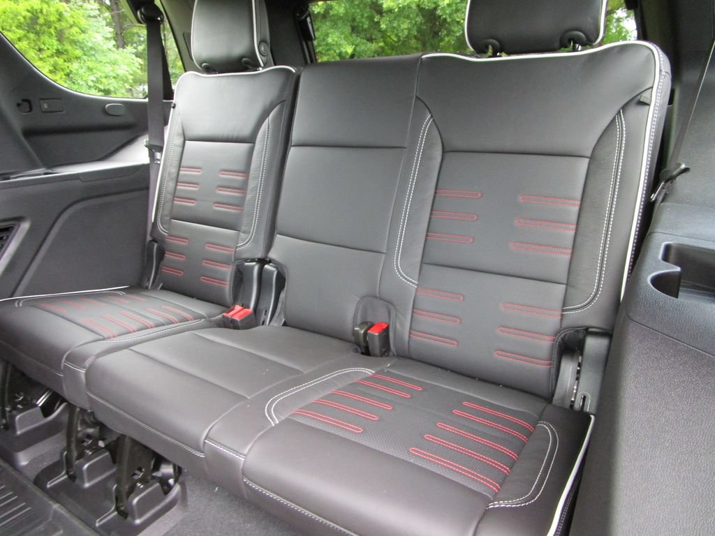 New 2026 GMC Yukon AT4 Ultimate AWD/4WD image 18