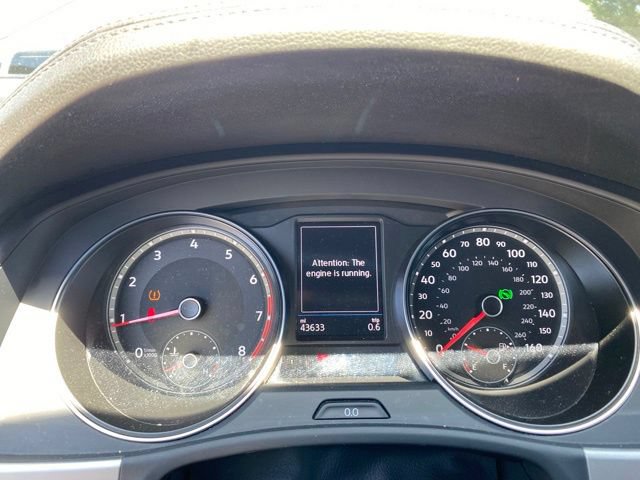 Used 2021 Volkswagen Atlas Cross Sport SE w/ Panoramic Sunroof Package FWD image 22