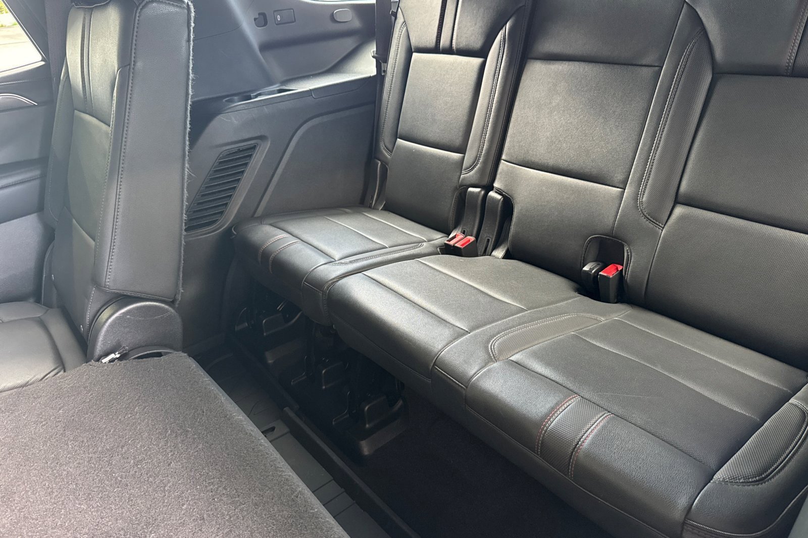 Used 2022 Chevrolet Tahoe RST image 14