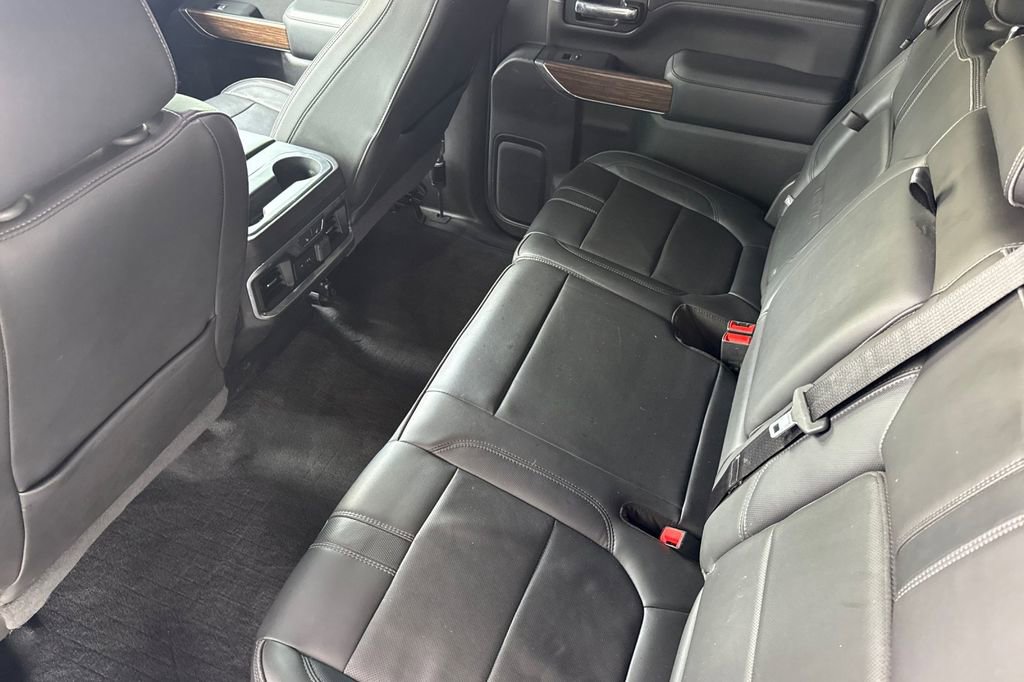 Used 2020 Chevrolet Silverado 2500 High Country w/ Technology Package image 6