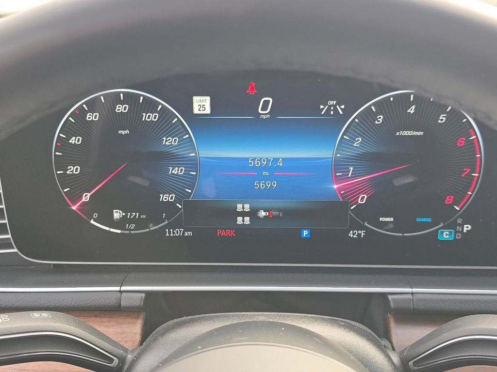 Certified 2026 Mercedes-Benz GLS 450 4MATIC image 32