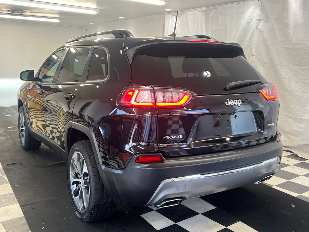 Used 2022 Jeep Cherokee Limited w/ Elite Package AWD/4WD image 10