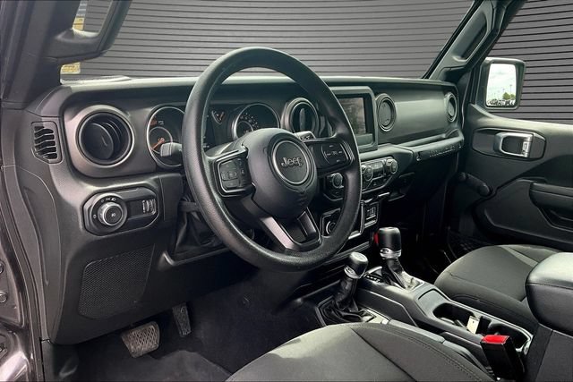 Used 2023 Jeep Wrangler Unlimited Sport AWD/4WD image 16