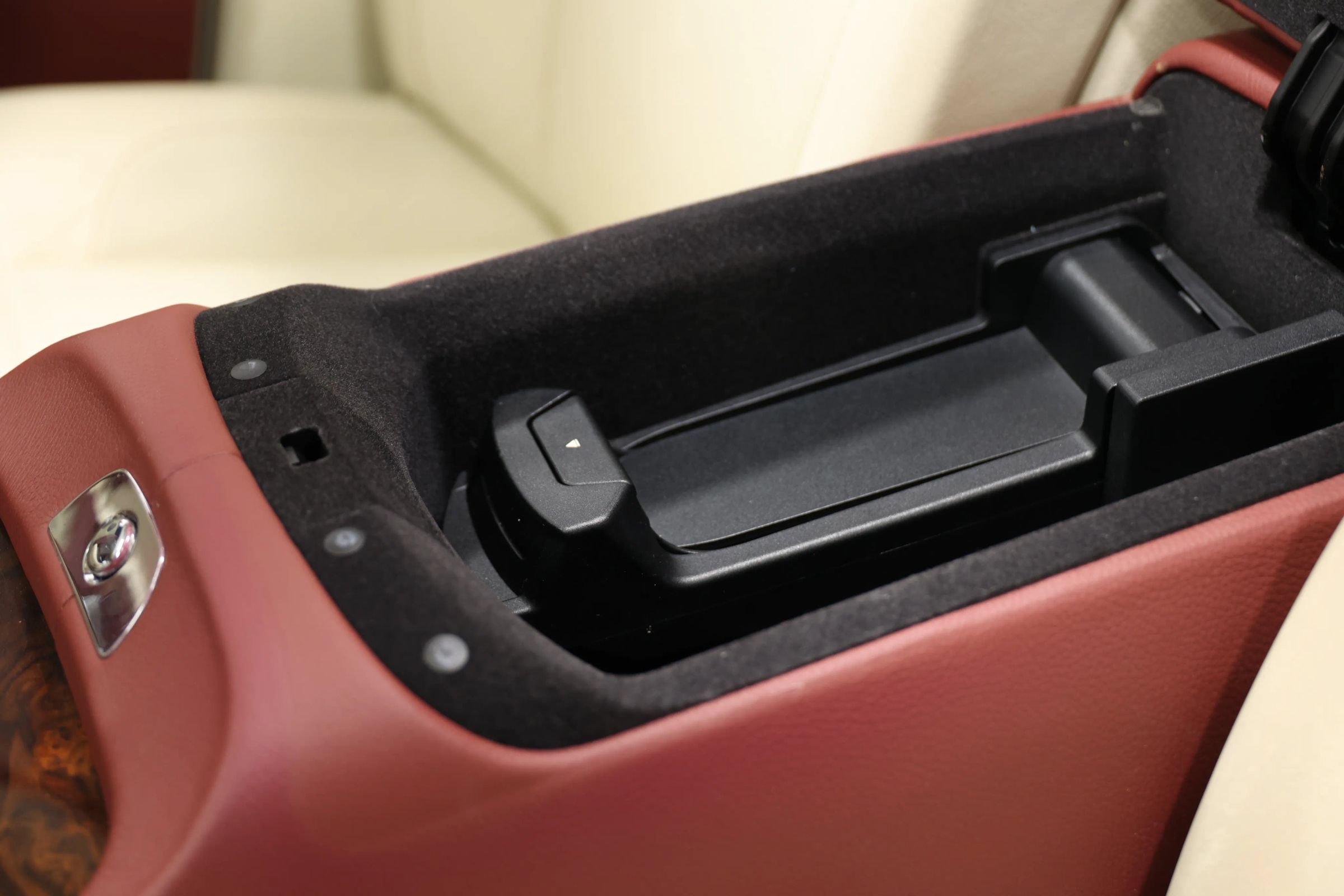 Used 2013 Rolls-Royce Ghost RWD image 20