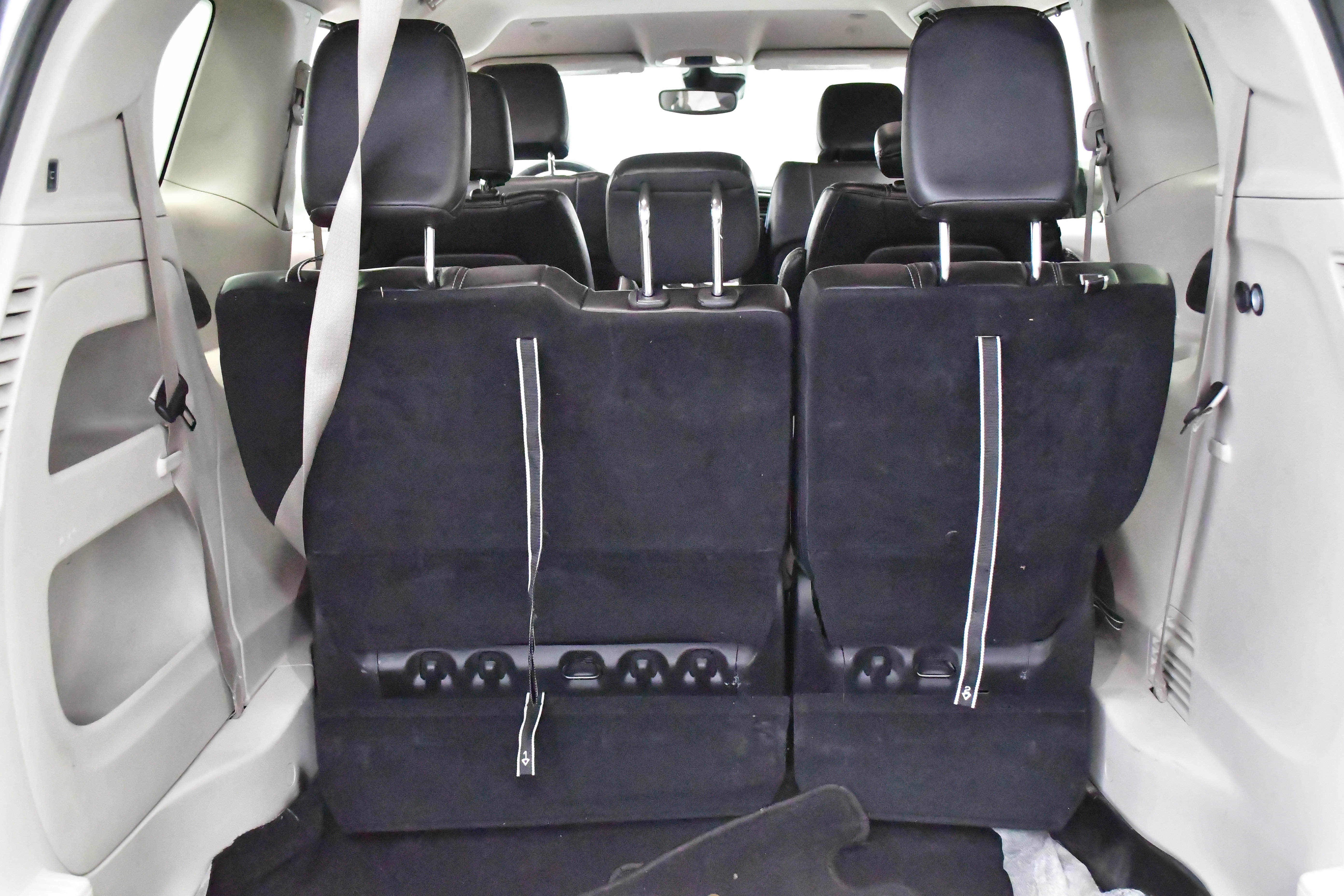 Used 2023 Chrysler Pacifica Touring-L image 25