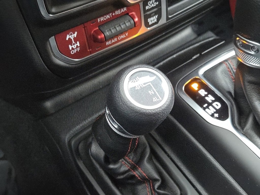 Used 2023 Jeep Wrangler Unlimited Rubicon w/ Cold Weather Group image 9