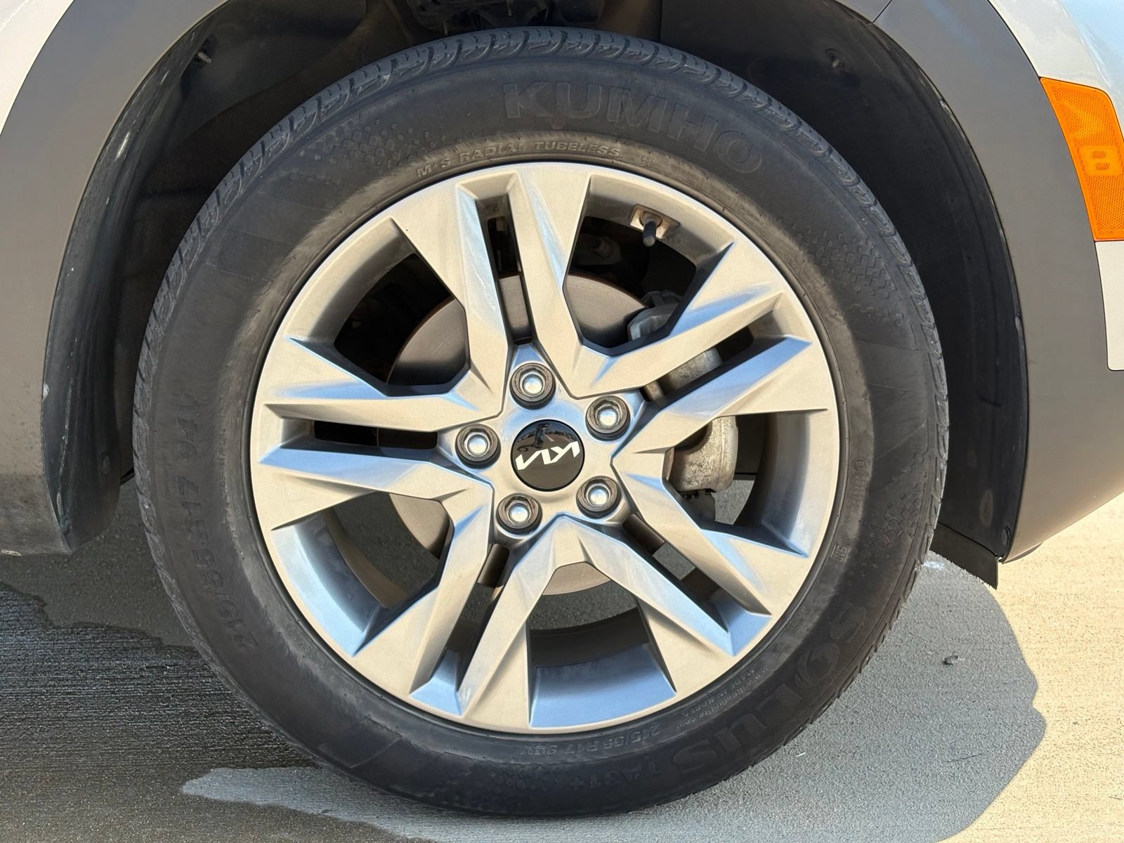 Used 2022 Kia Seltos S FWD image 9
