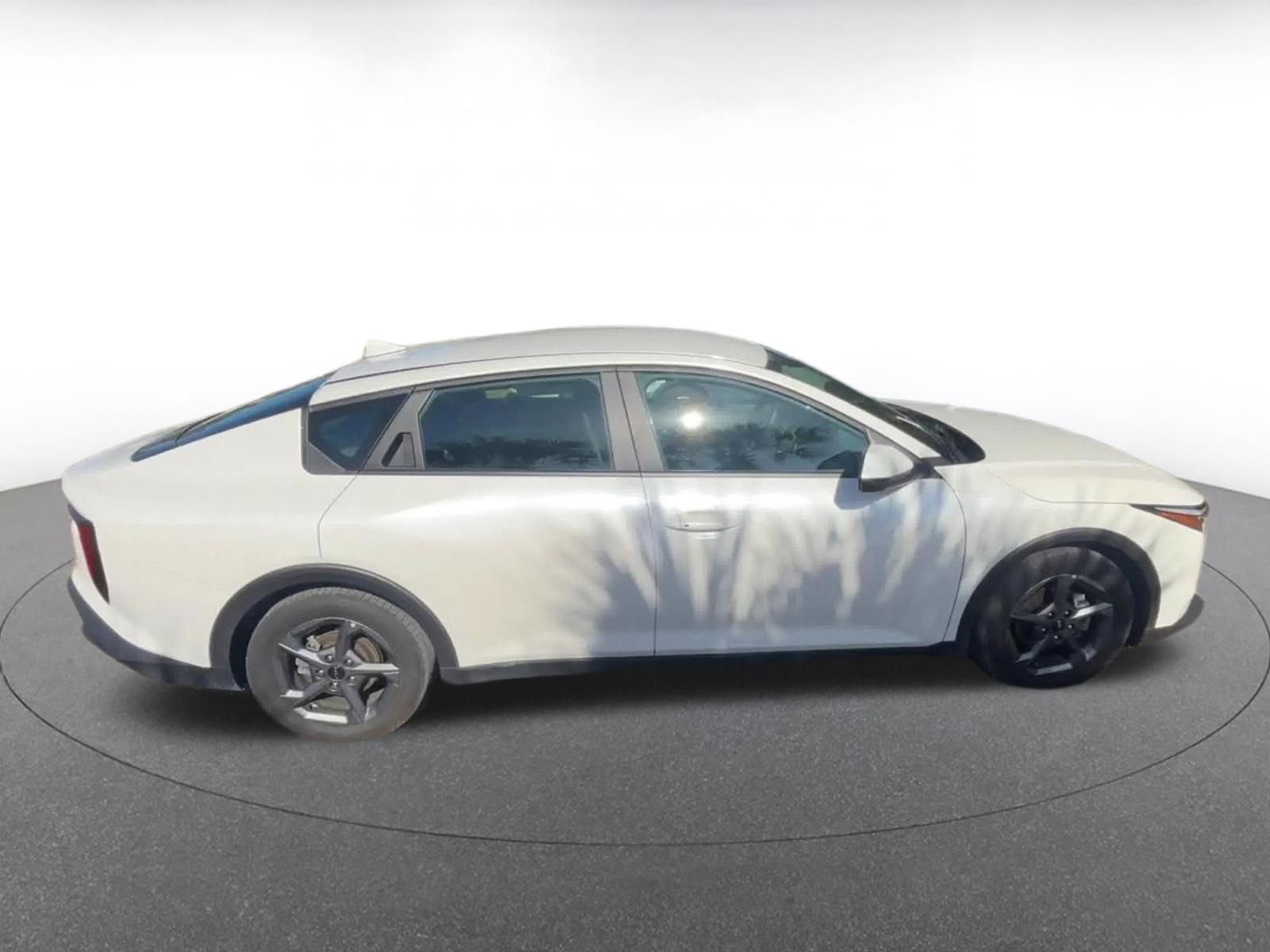 Used 2025 Kia K4 FWD image 16