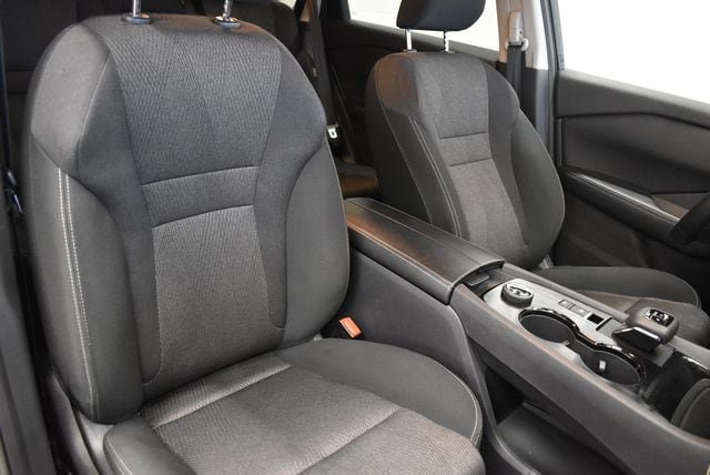 Used 2025 Nissan Rogue SV AWD/4WD image 6