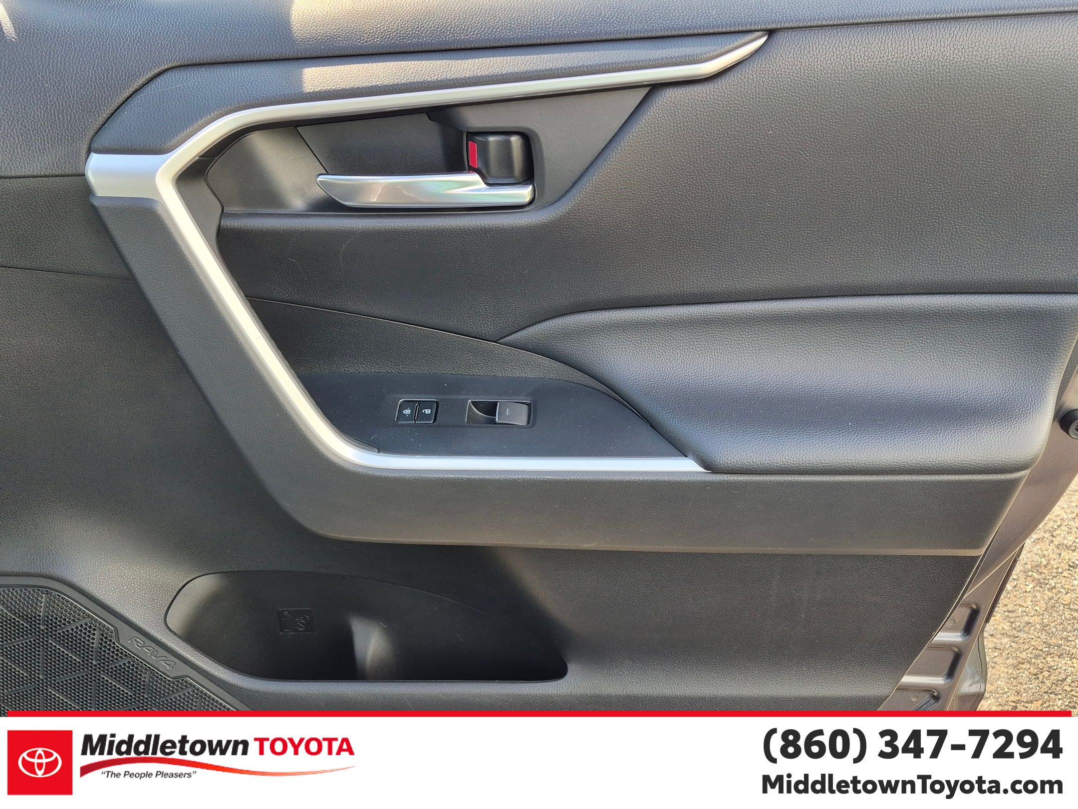Certified 2022 Toyota RAV4 XLE AWD/4WD image 35