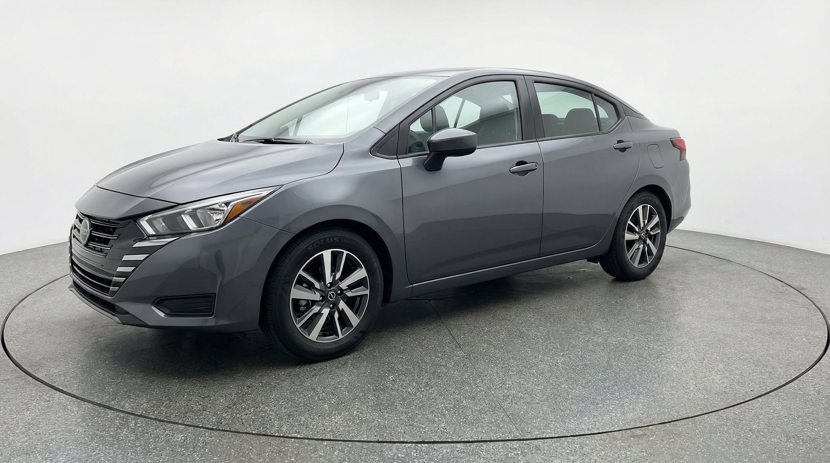 Used 2025 Nissan Versa SV FWD image 3