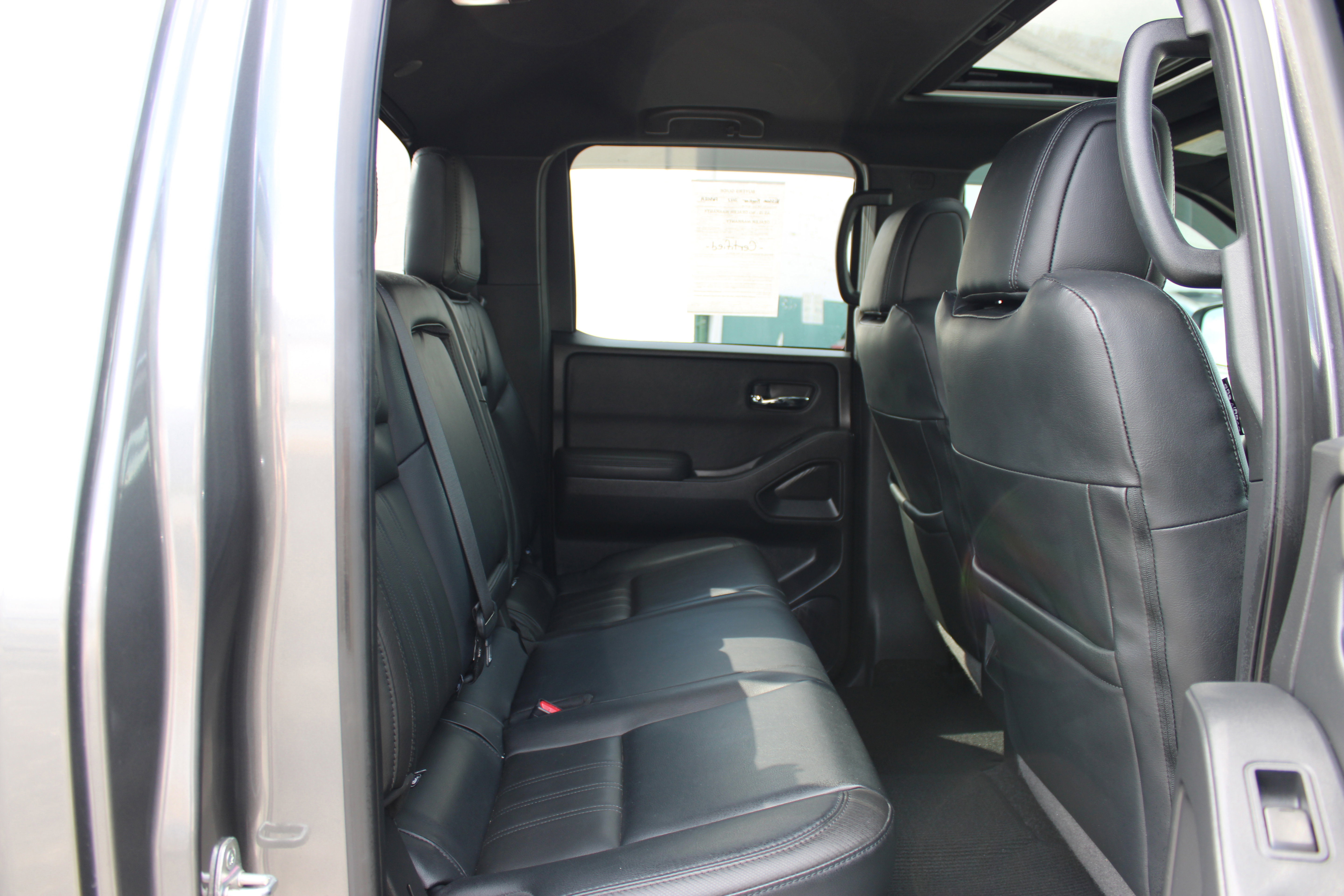 Certified 2022 Nissan Frontier PRO-4X w/ Pro-4X Premium Package AWD/4WD image 13