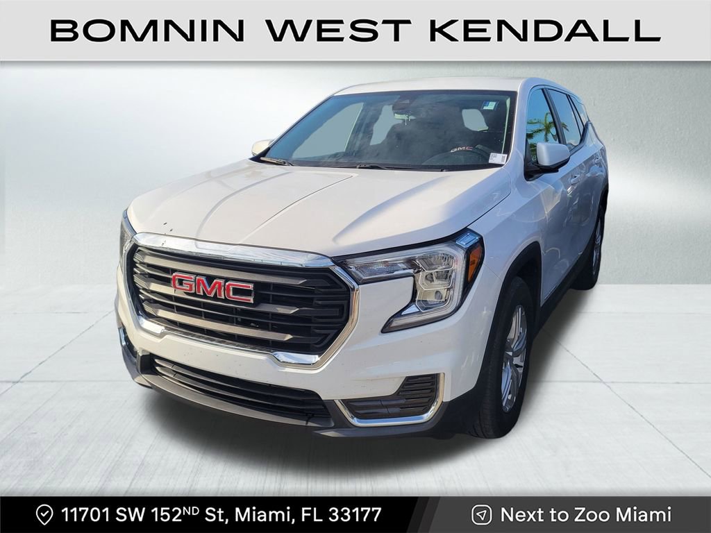 Used 2022 GMC Terrain SLE image 2