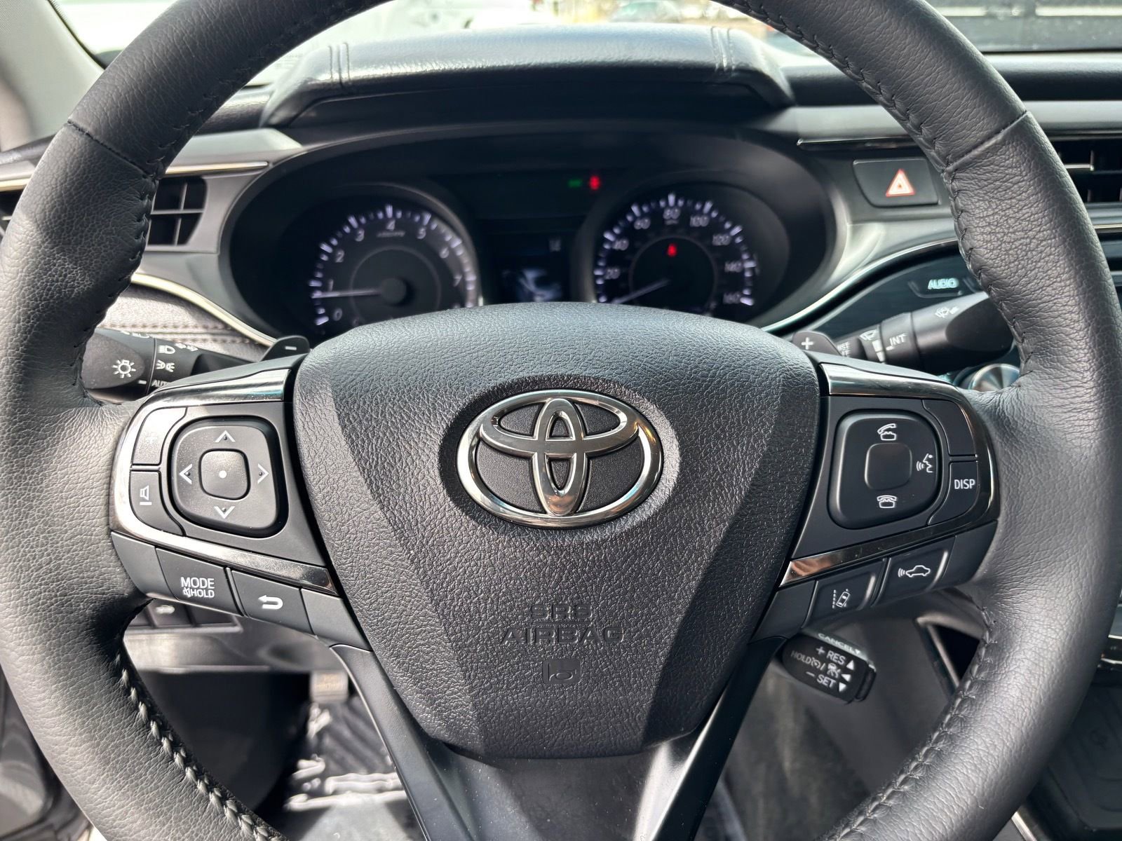 Used 2018 Toyota Avalon XLE Premium w/ Carpet Mat Package image 25