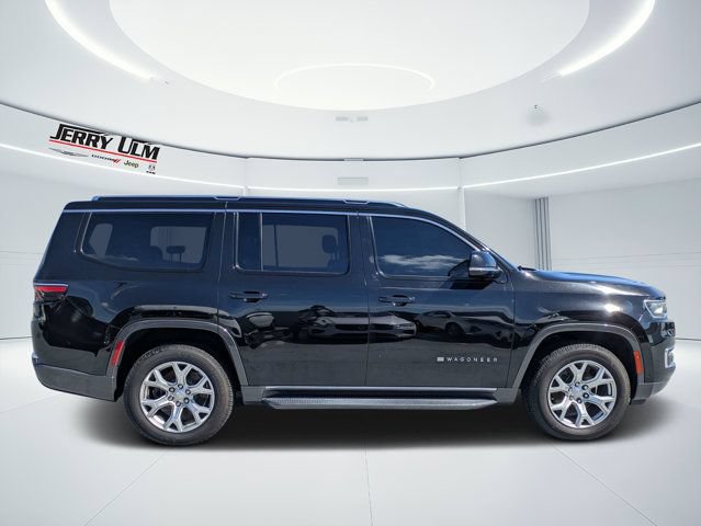 Used 2022 Jeep Wagoneer Series II RWD image 2