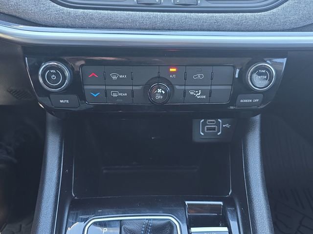 Used 2022 Jeep Compass Latitude image 22