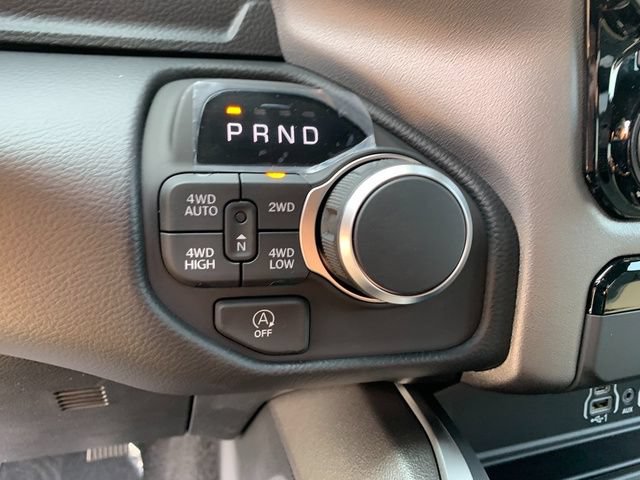 New 2027 RAM 1500 4x4 Crew Cab image 17