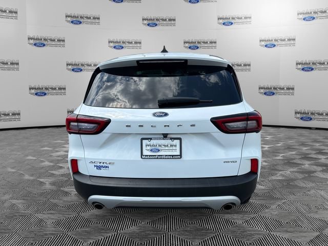 Used 2023 Ford Escape Active AWD/4WD image 4