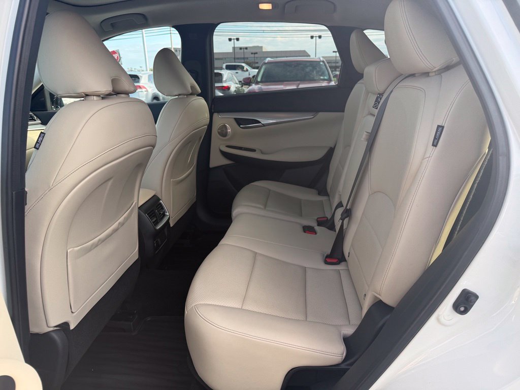 Used 2021 INFINITI QX50 Sensory w/ Cargo Package AWD/4WD image 23
