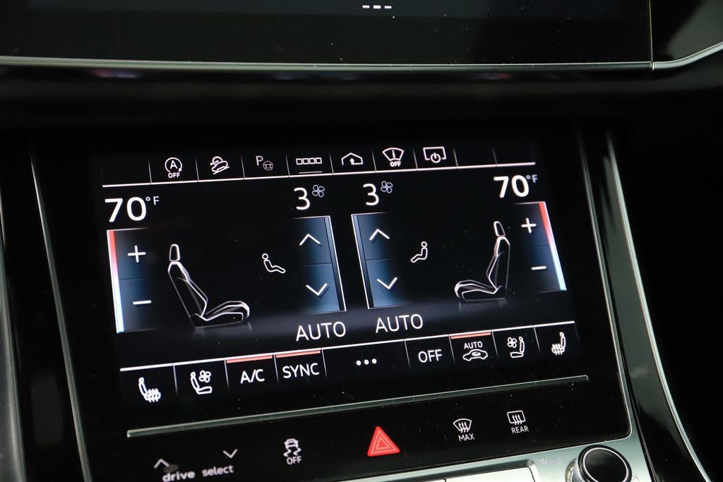 Used 2023 Audi Q7 3.0T Prestige w/ Prestige Package AWD/4WD image 27