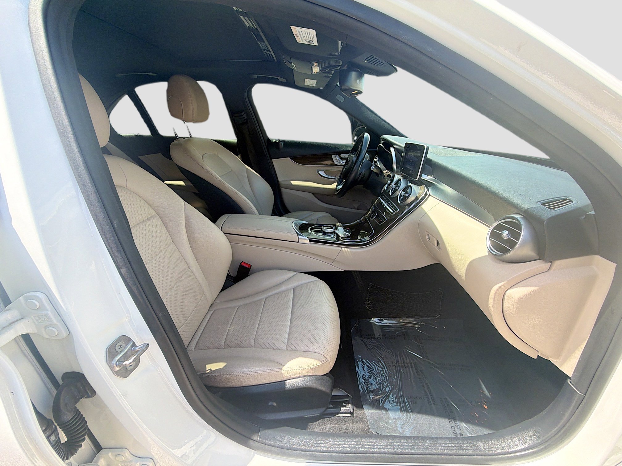 Used 2018 Mercedes-Benz C 300 Sedan w/ Premium Package image 31