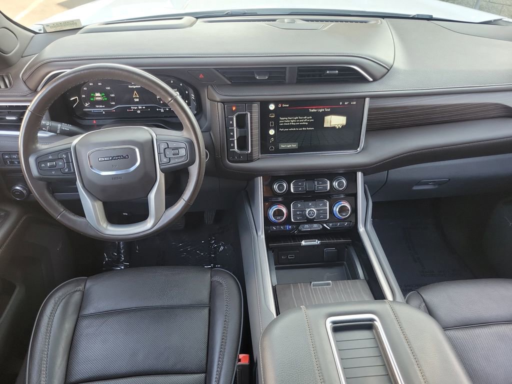 Used 2022 GMC Yukon Denali RWD image 4