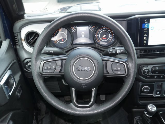 Used 2025 Jeep Wrangler Sport image 14