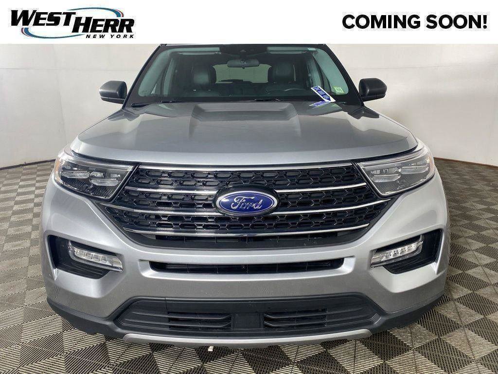 Used 2024 Ford Explorer XLT w/ Equipment Group 202A AWD/4WD image 55