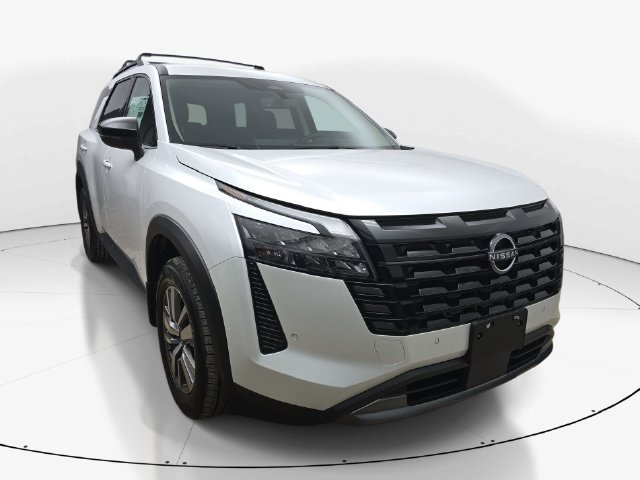 New 2026 Nissan Pathfinder SL w/ SL Premium Package FWD image 3