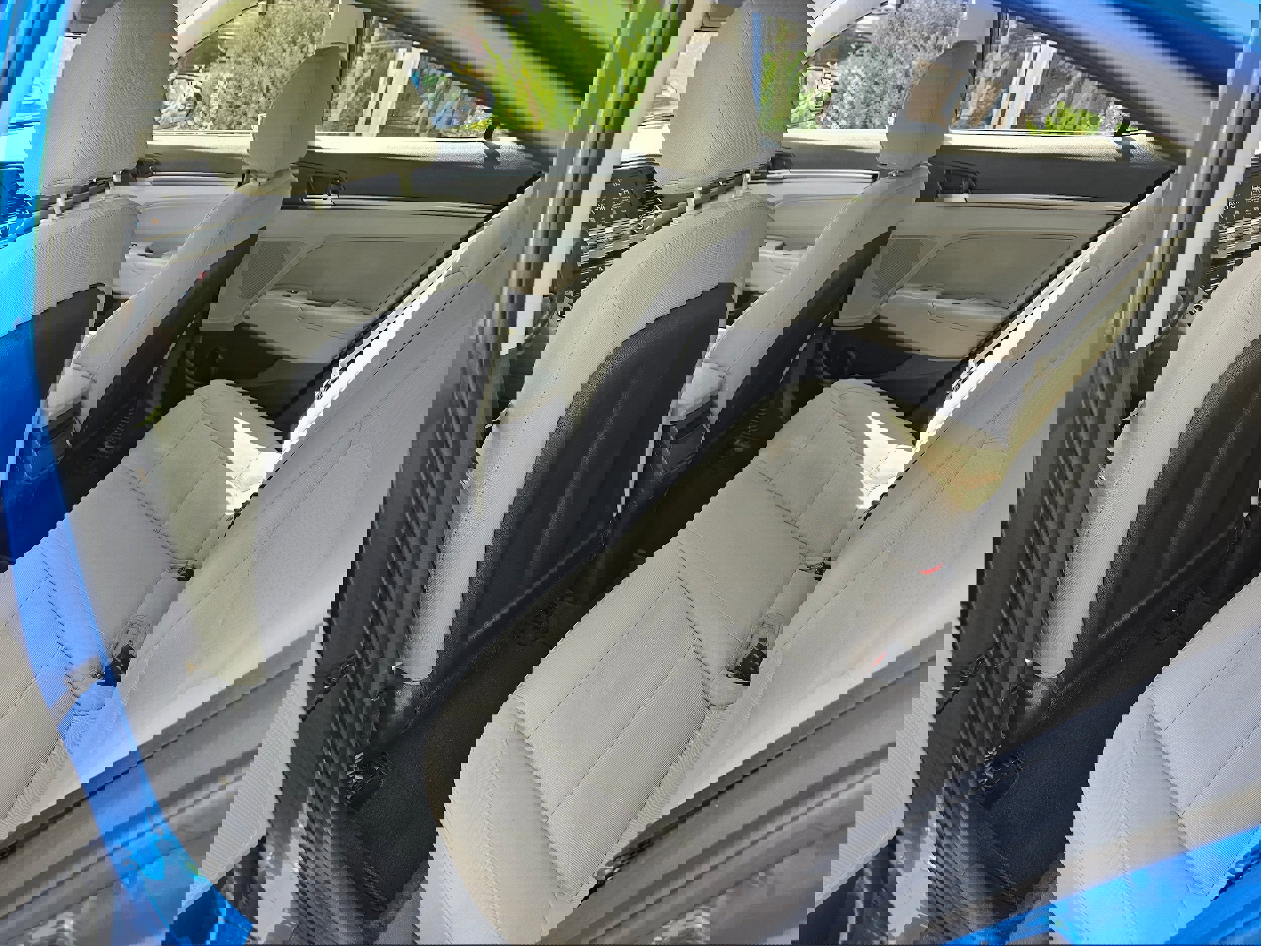 Used 2017 Hyundai Elantra SE image 16