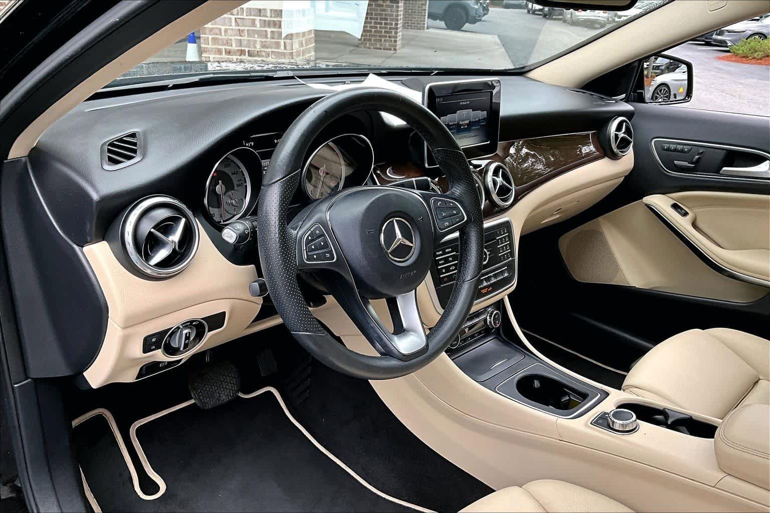 Certified 2017 Mercedes-Benz GLA 250 image 18