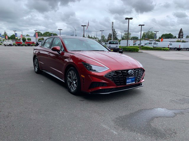 Used 2023 Hyundai Sonata SEL w/ Convenience Package FWD image 9