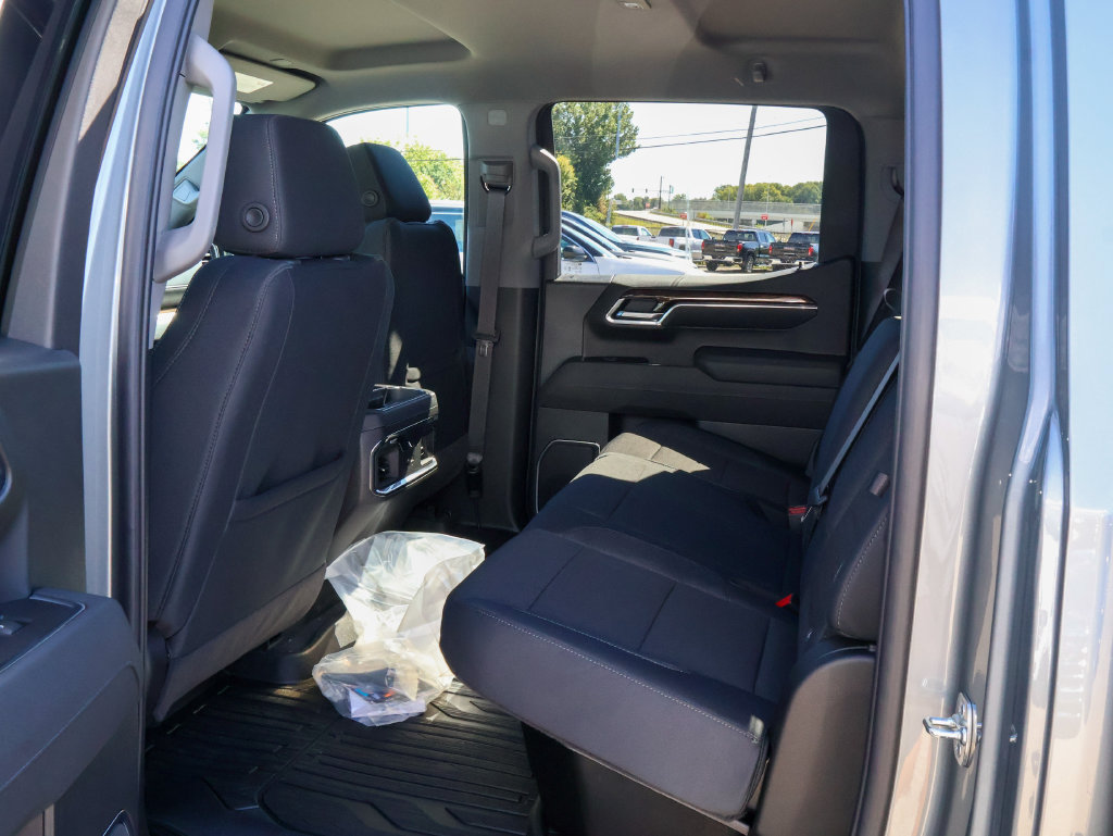 New 2026 GMC Sierra 1500 Elevation w/ Preferred Package AWD/4WD image 9