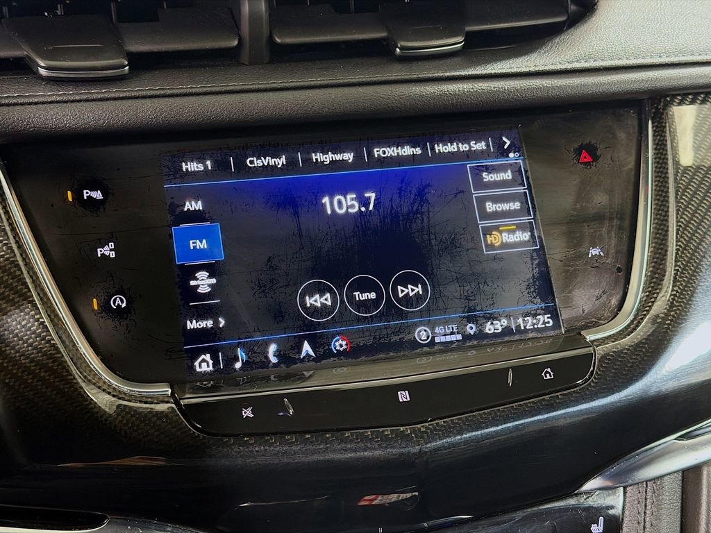 Used 2021 Cadillac XT6 Sport AWD/4WD image 17