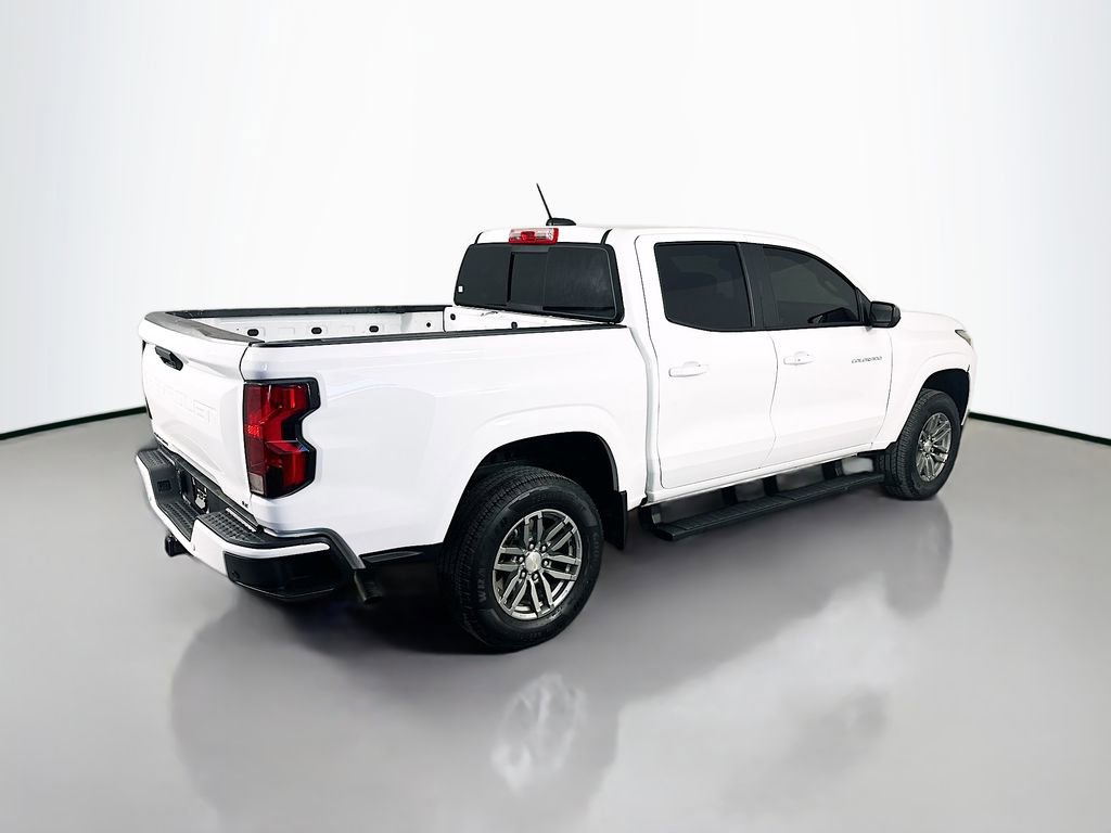Used 2024 Chevrolet Colorado LT w/ LT Convenience Package II image 4
