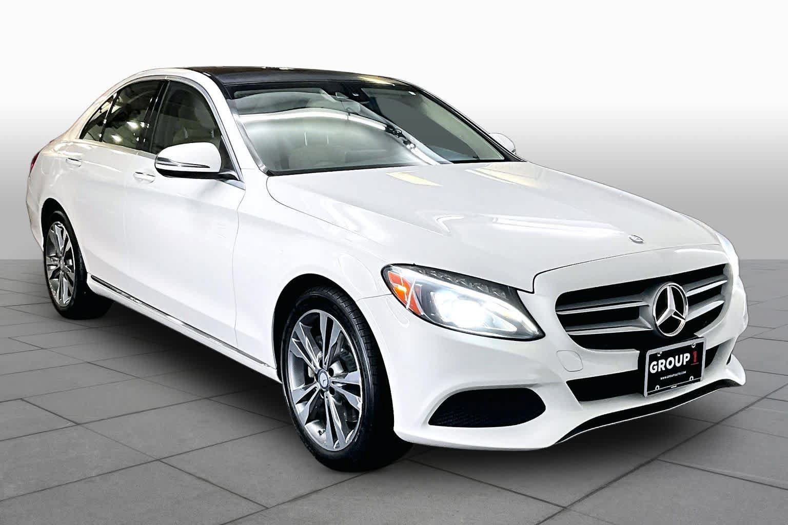 Used 2016 Mercedes-Benz C 300 4MATIC Sedan image 3
