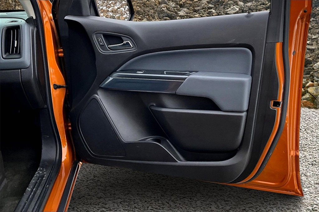 Used 2017 Chevrolet Colorado Z71 image 23