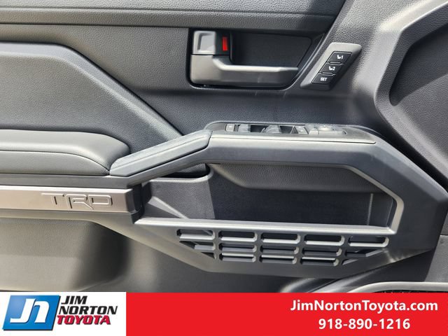 New 2026 Toyota 4Runner TRD Off-Road Premium AWD/4WD image 18