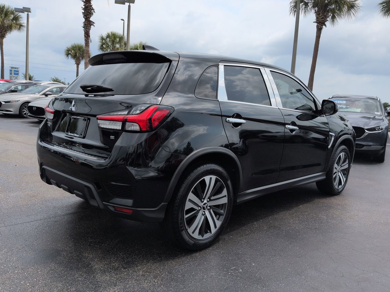 Used 2021 Mitsubishi Outlander Sport SE FWD image 4